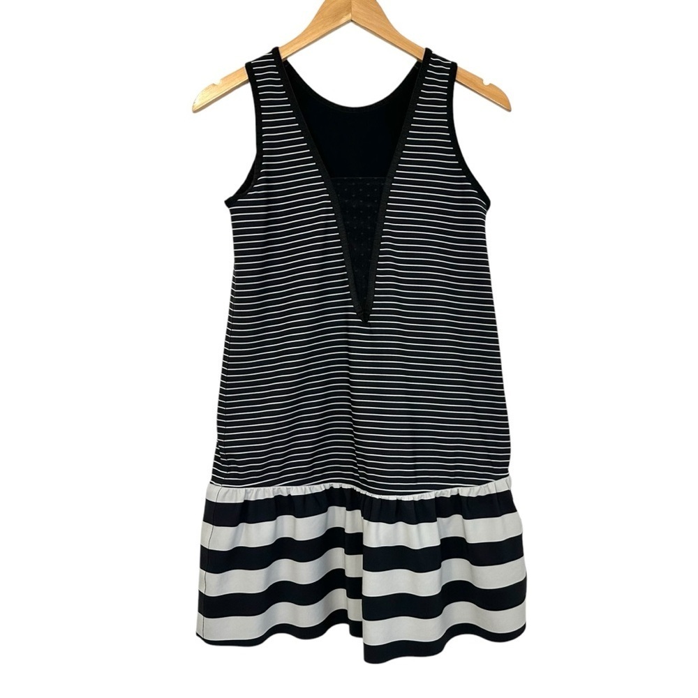 Lululemon Womens Both Ways Dress Size Stripe Black Reversible 6? Sleeveless - Picture 3 of 13